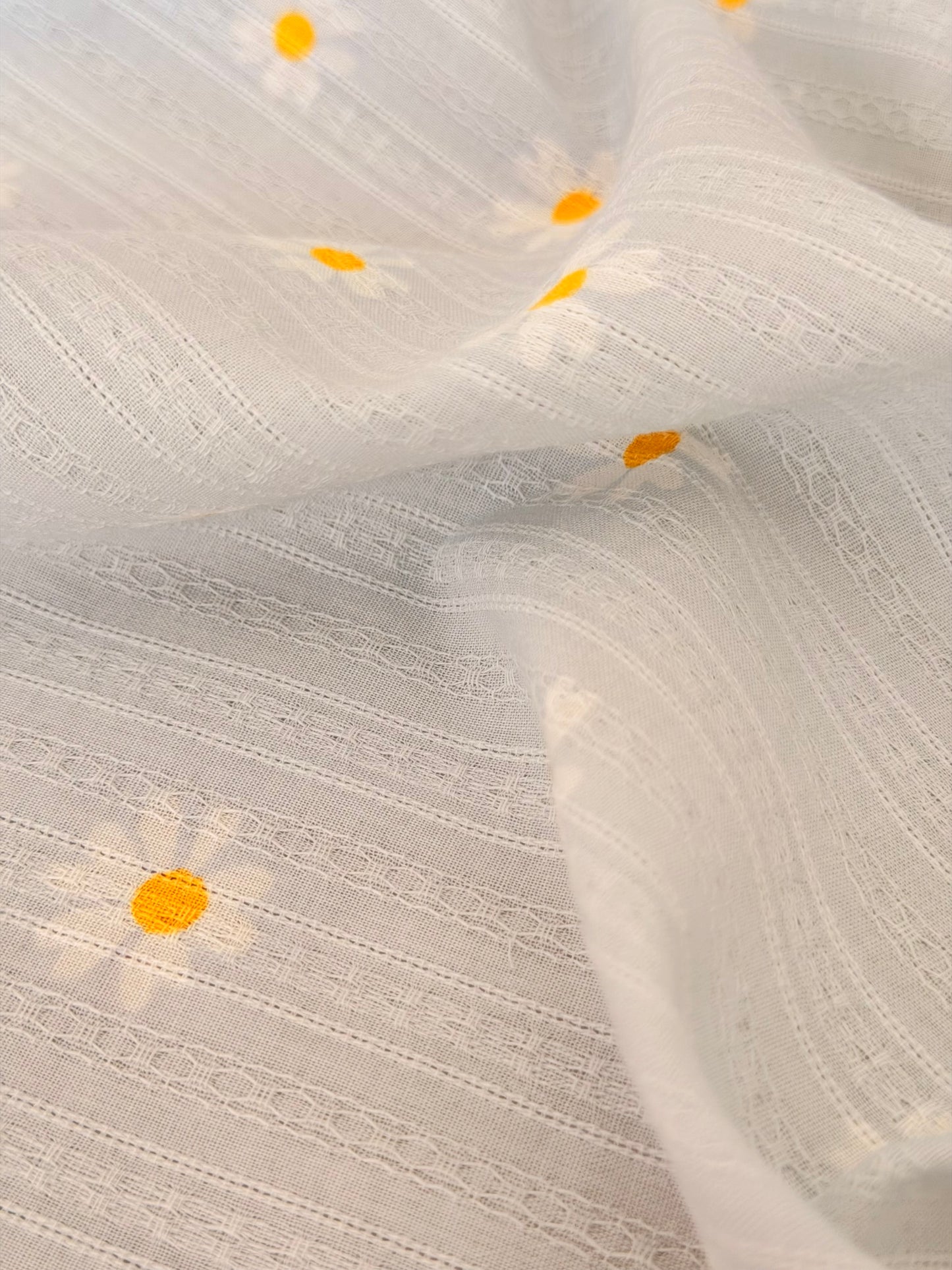 Embroidered Cotton Daisy Blush