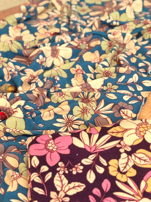 Hachi Sweater Vintage Garden