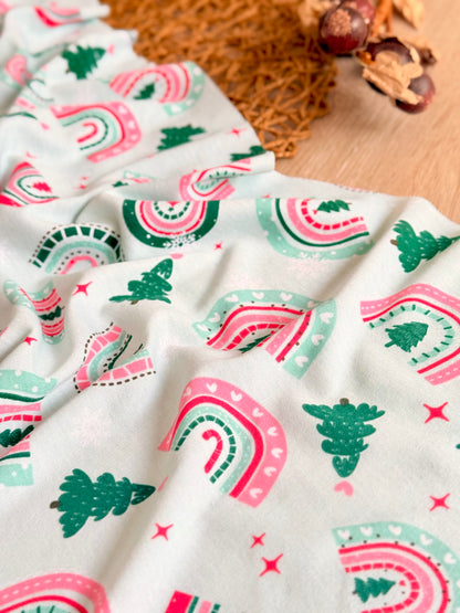 Interlock Christmas Rainbows