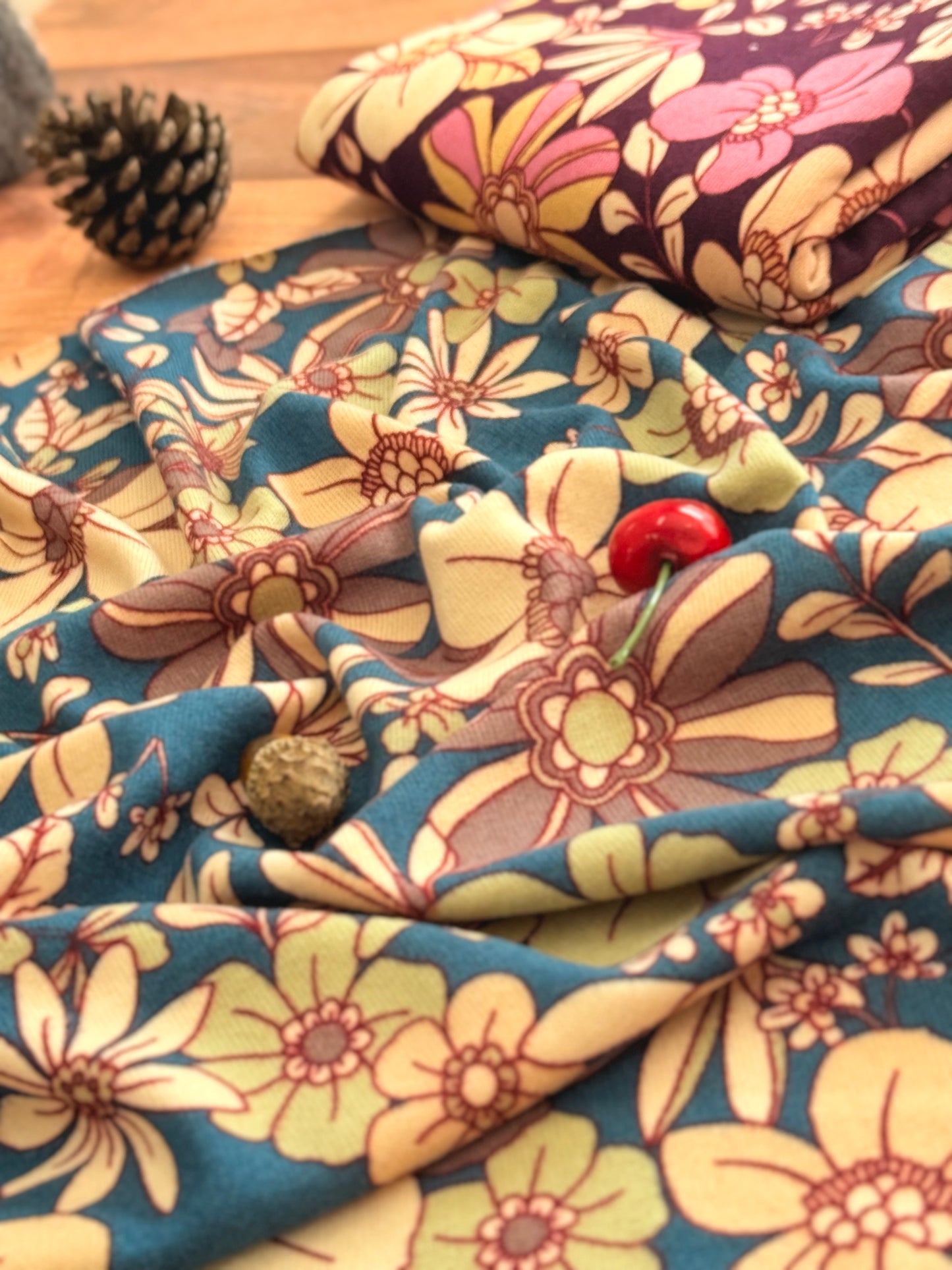Hachi Sweater Vintage Garden