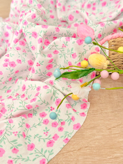 Interlock Dainty Garden