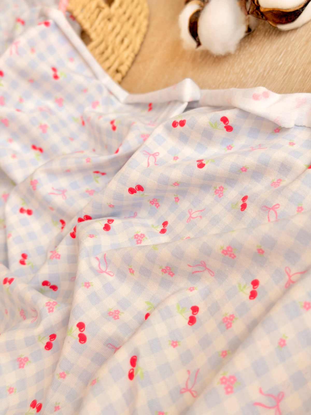 Interlock Cherry Picnic