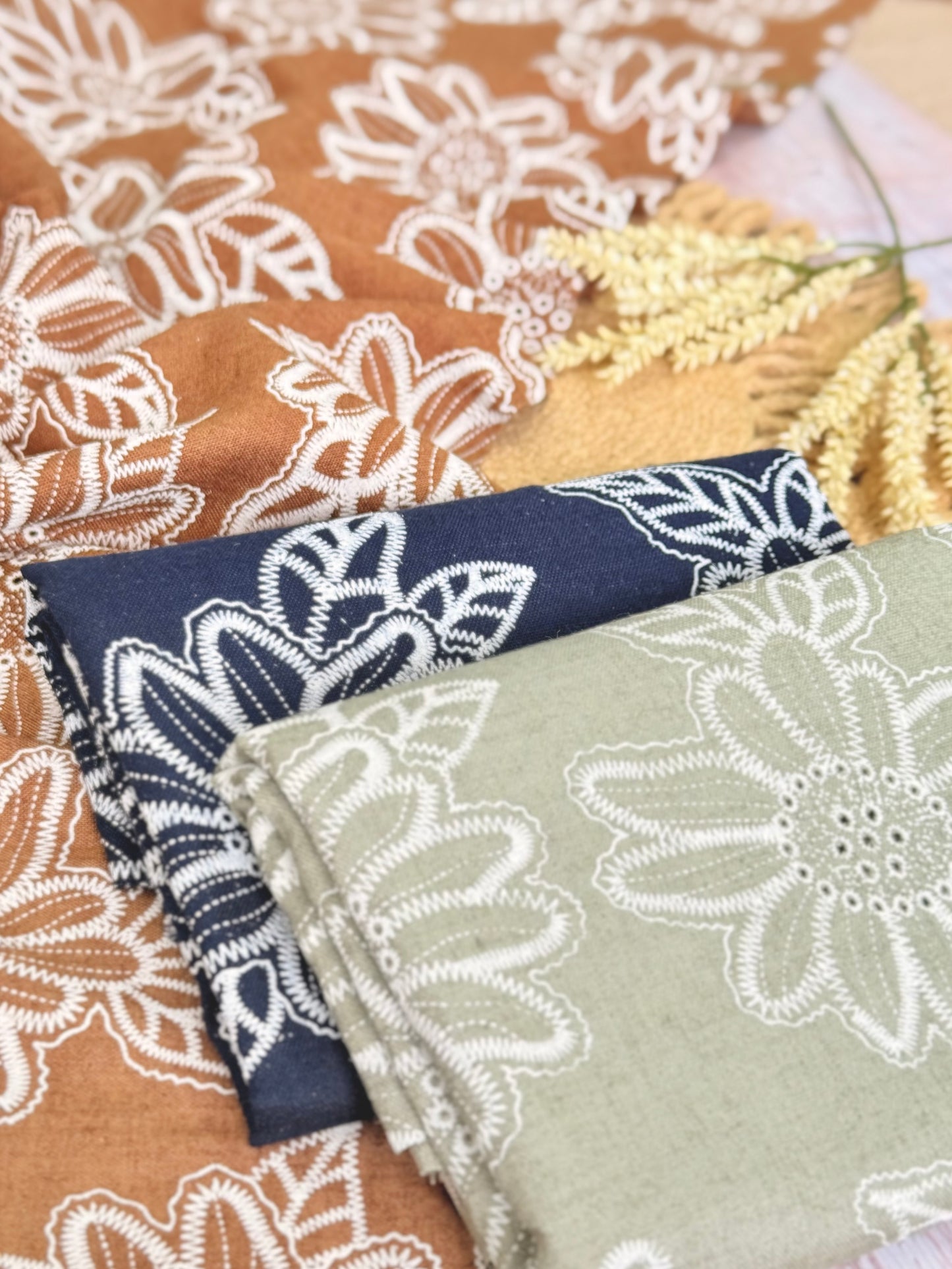 Holl Out Printed Linen 21