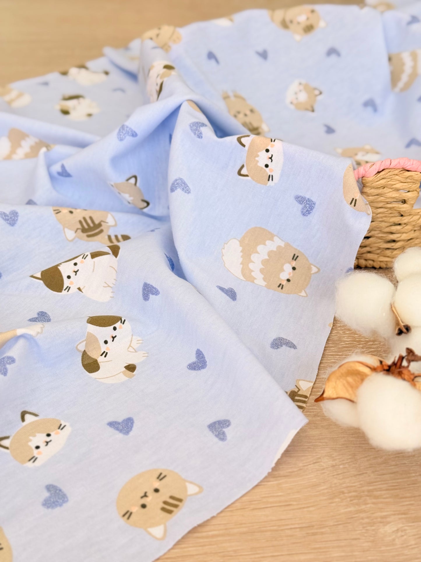 Interlock Sweet Kittens