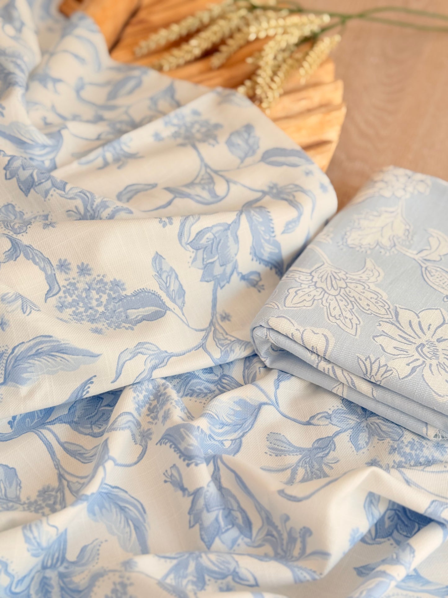 Printed Linen Slub Porcelain Garden