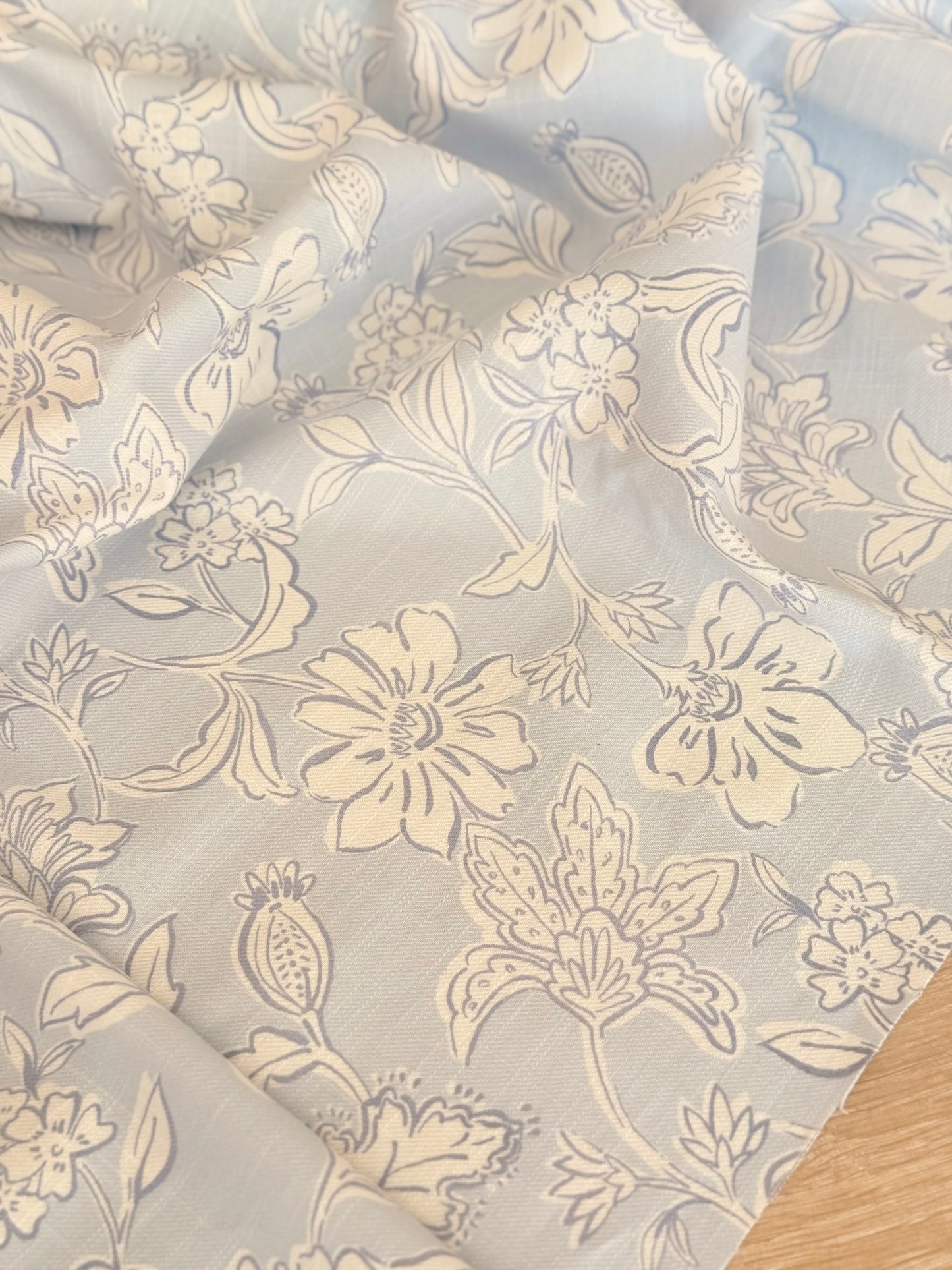 Printed Linen Slub Porcelain Garden
