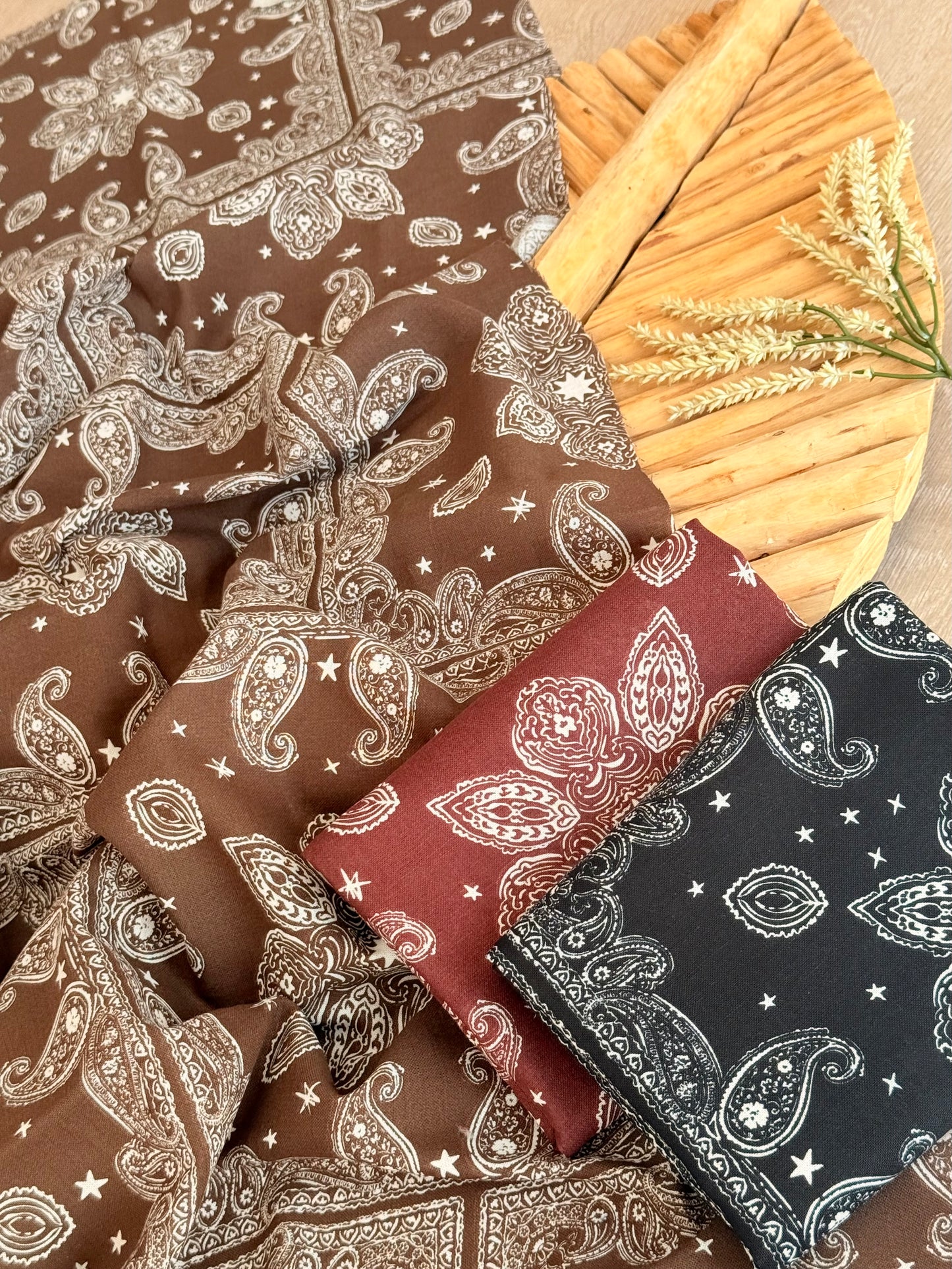 Printed Linen Desert Paisley
