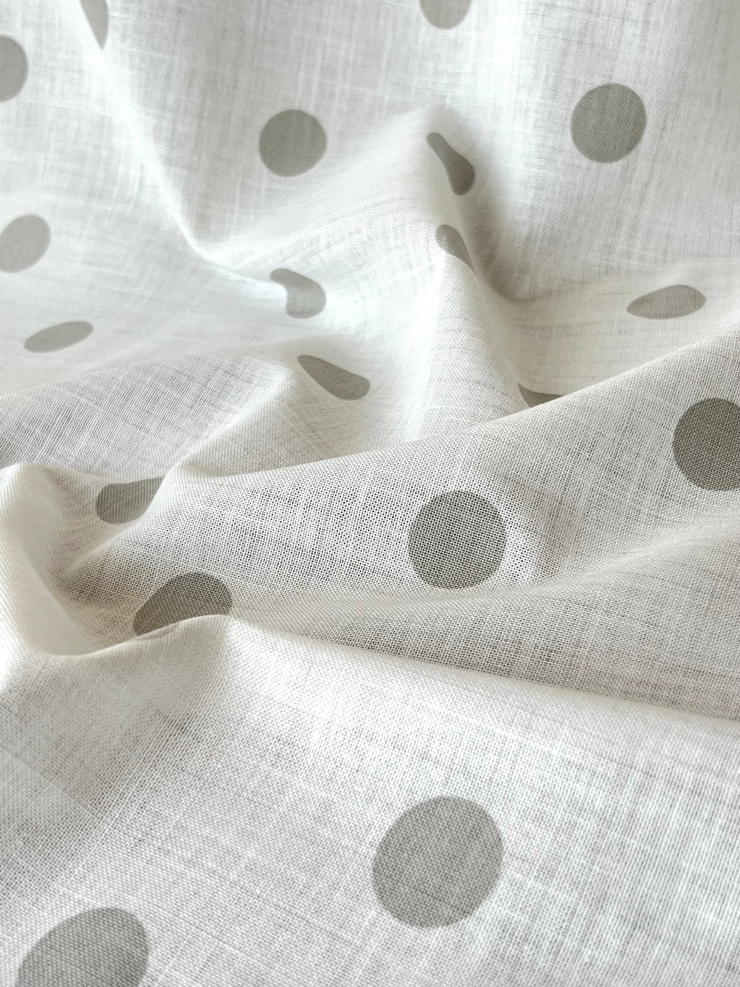 Printed Linen Big Dot