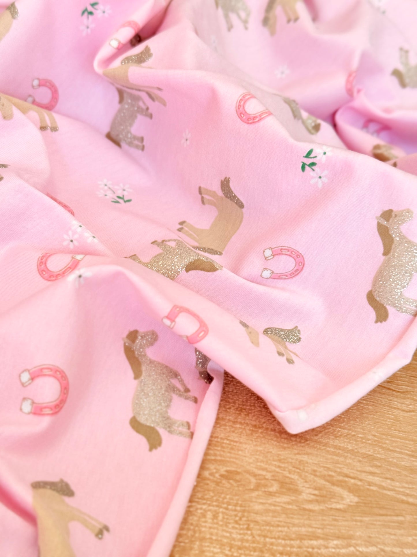 Interlock Shiny Blush Ponies