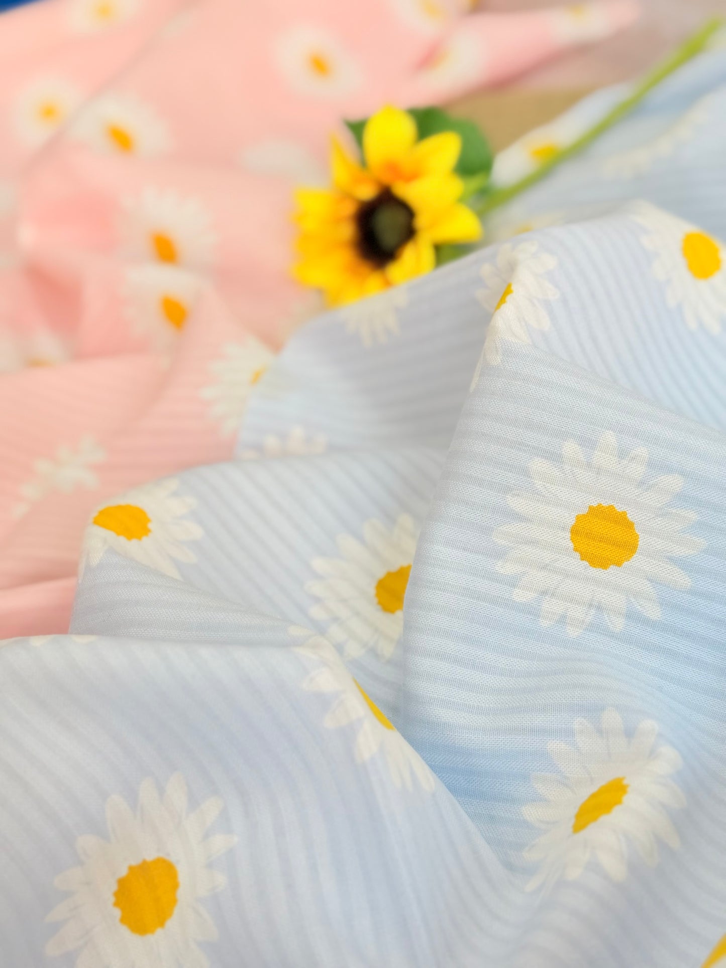 Printed Voile Daisy Daydream