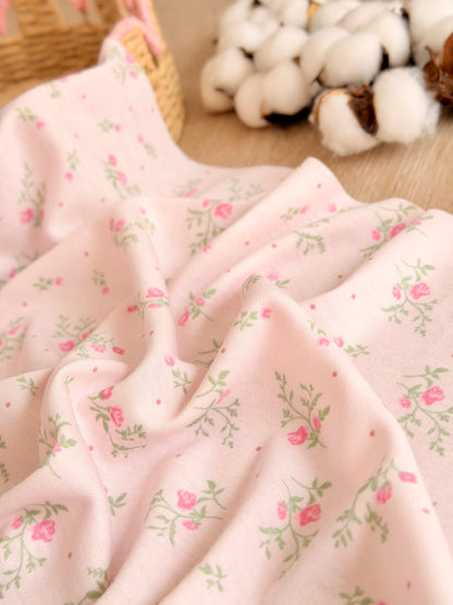 Interlock Sweet Rosebud