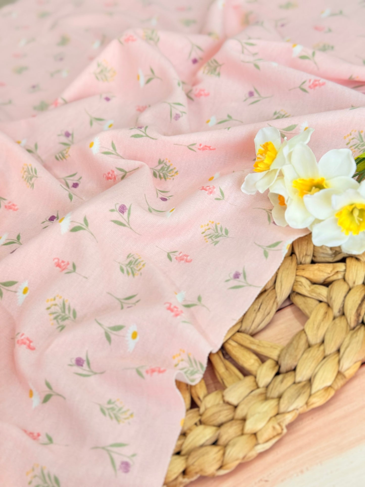 Interlock Petite Blossom