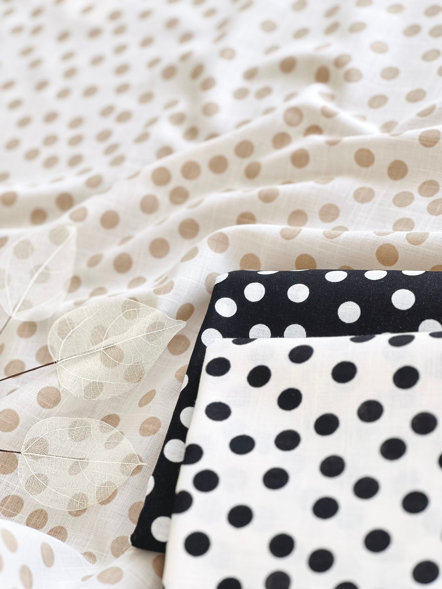 Printed Linen Small Dot