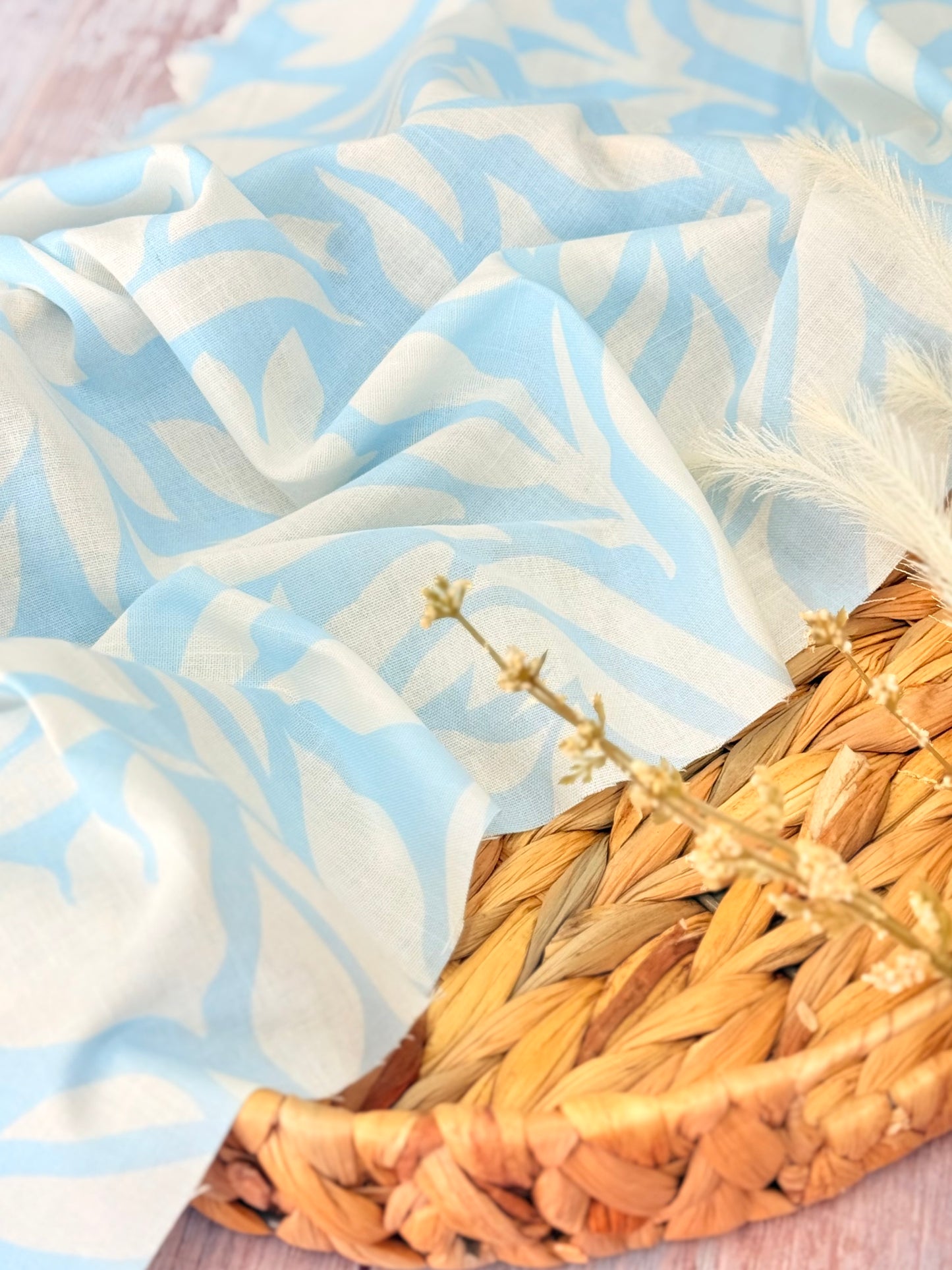 Printed Linen Golden Breeze