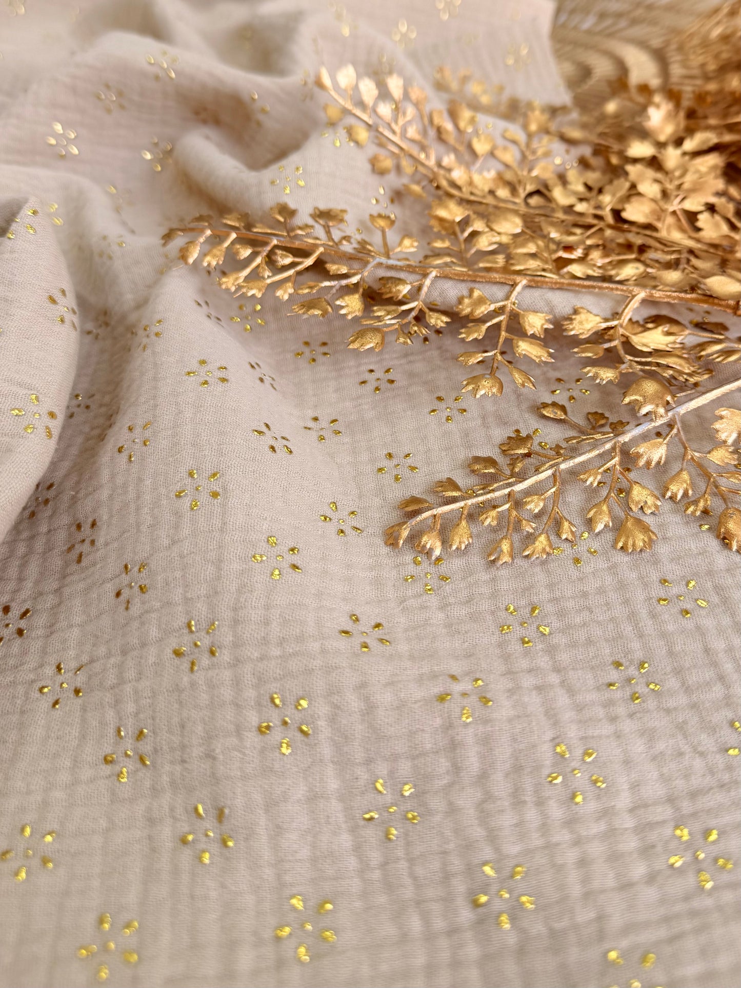 Muselina Foil Golden Petals