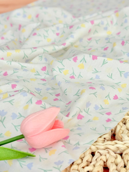 Interlock Tiny Tulips