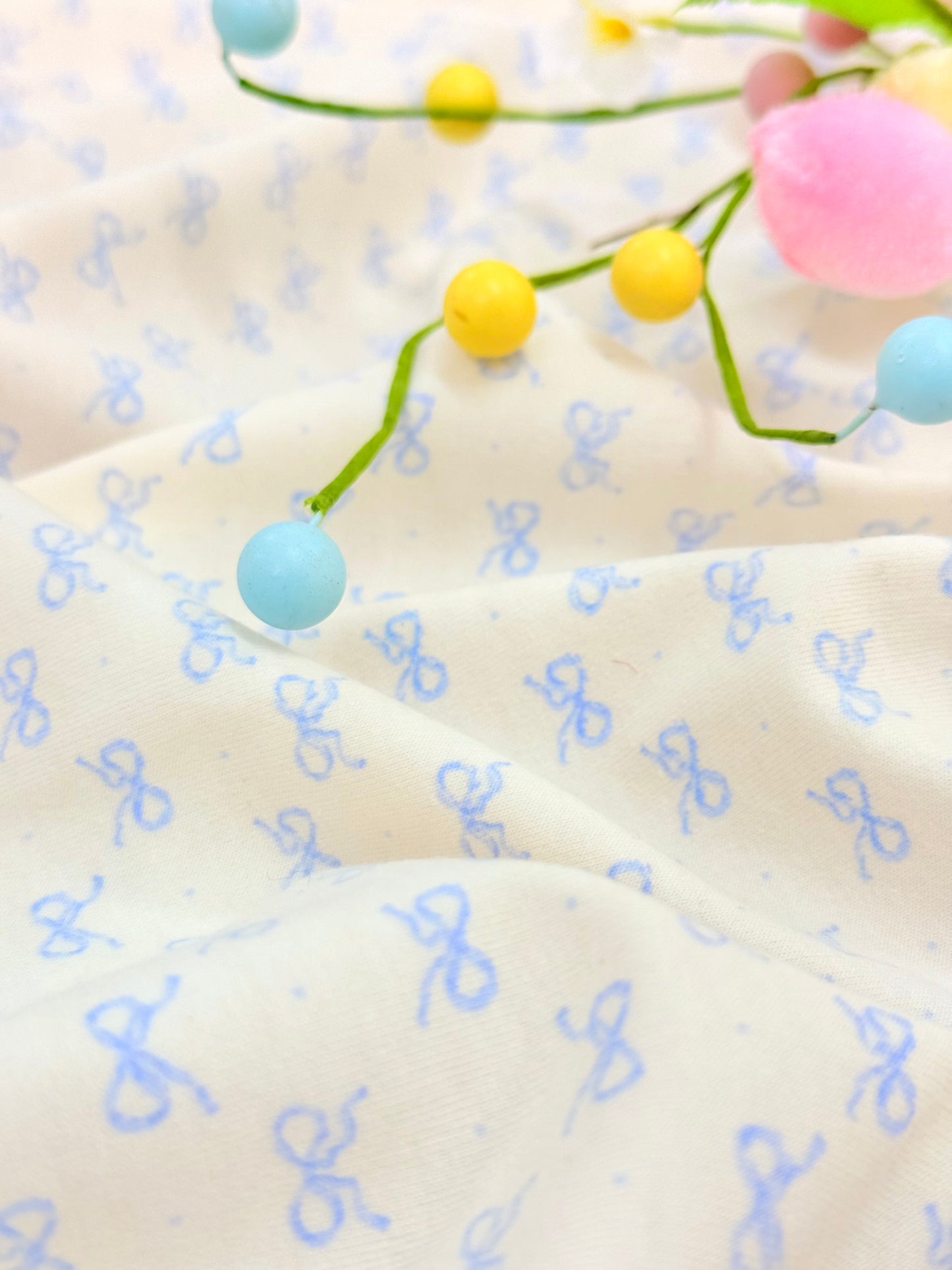 Interlock Tiny Bows