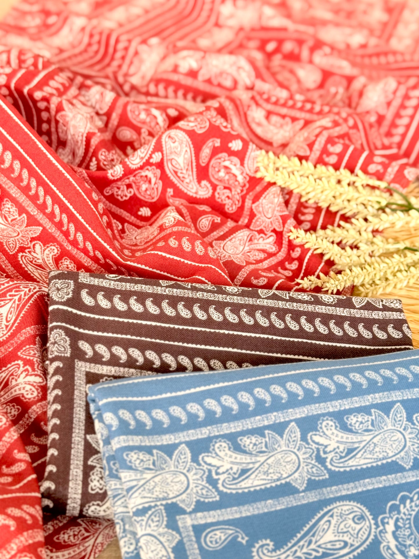 Printed Linen Heritage Paisley