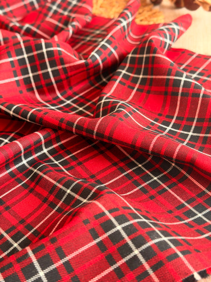 Lana Windsor Red