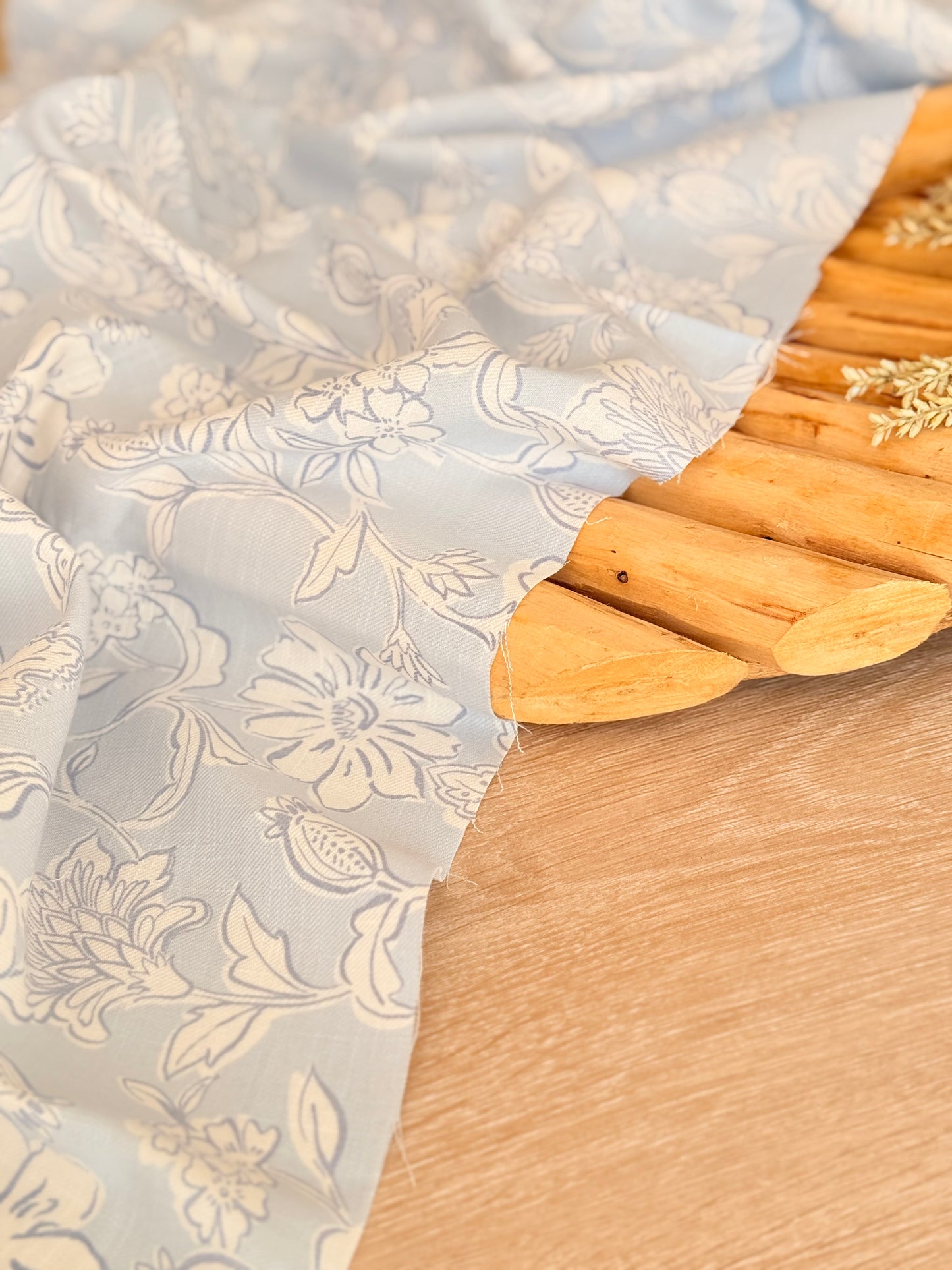 Printed Linen Slub Porcelain Garden