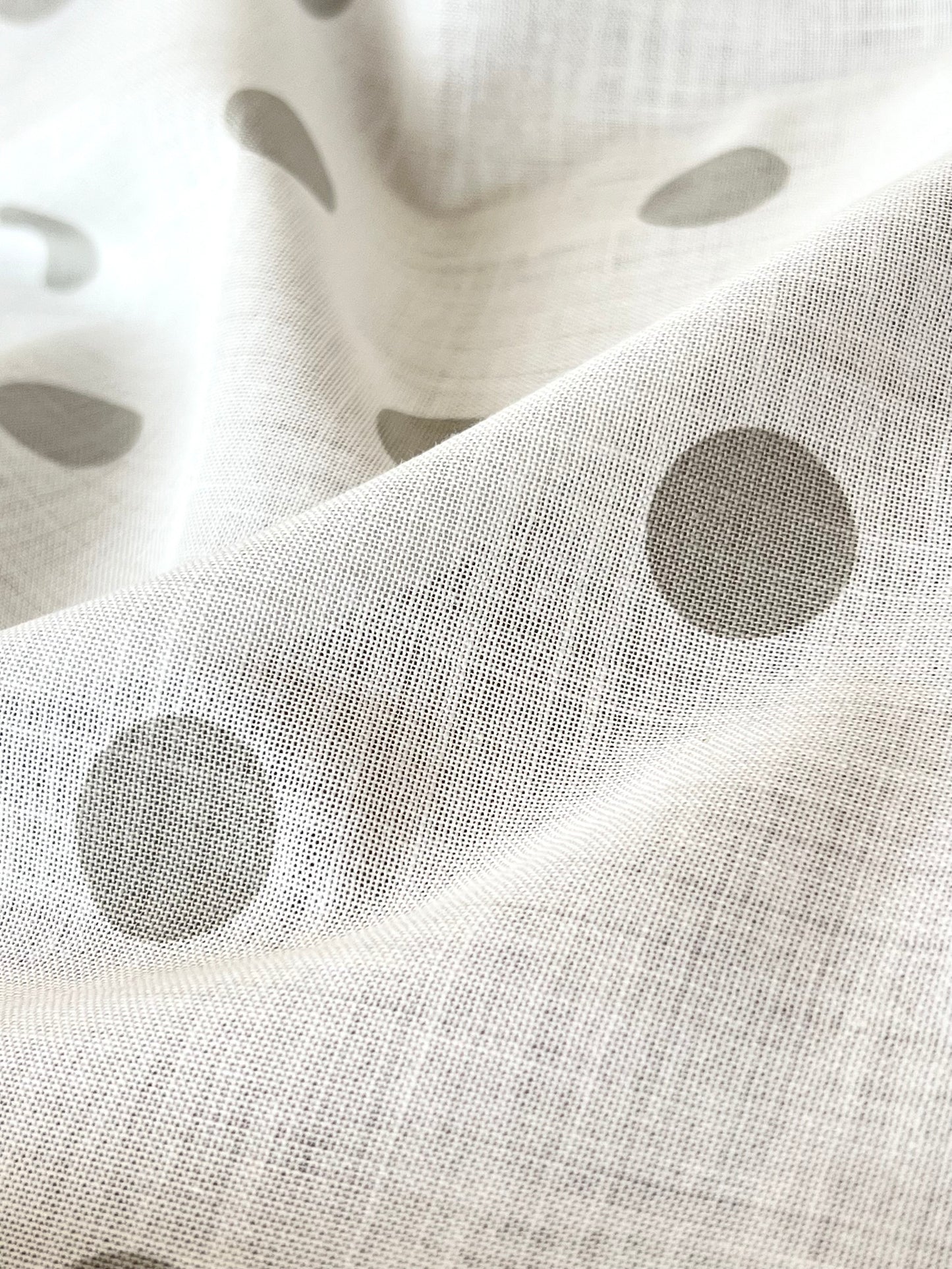 Printed Linen Big Dot