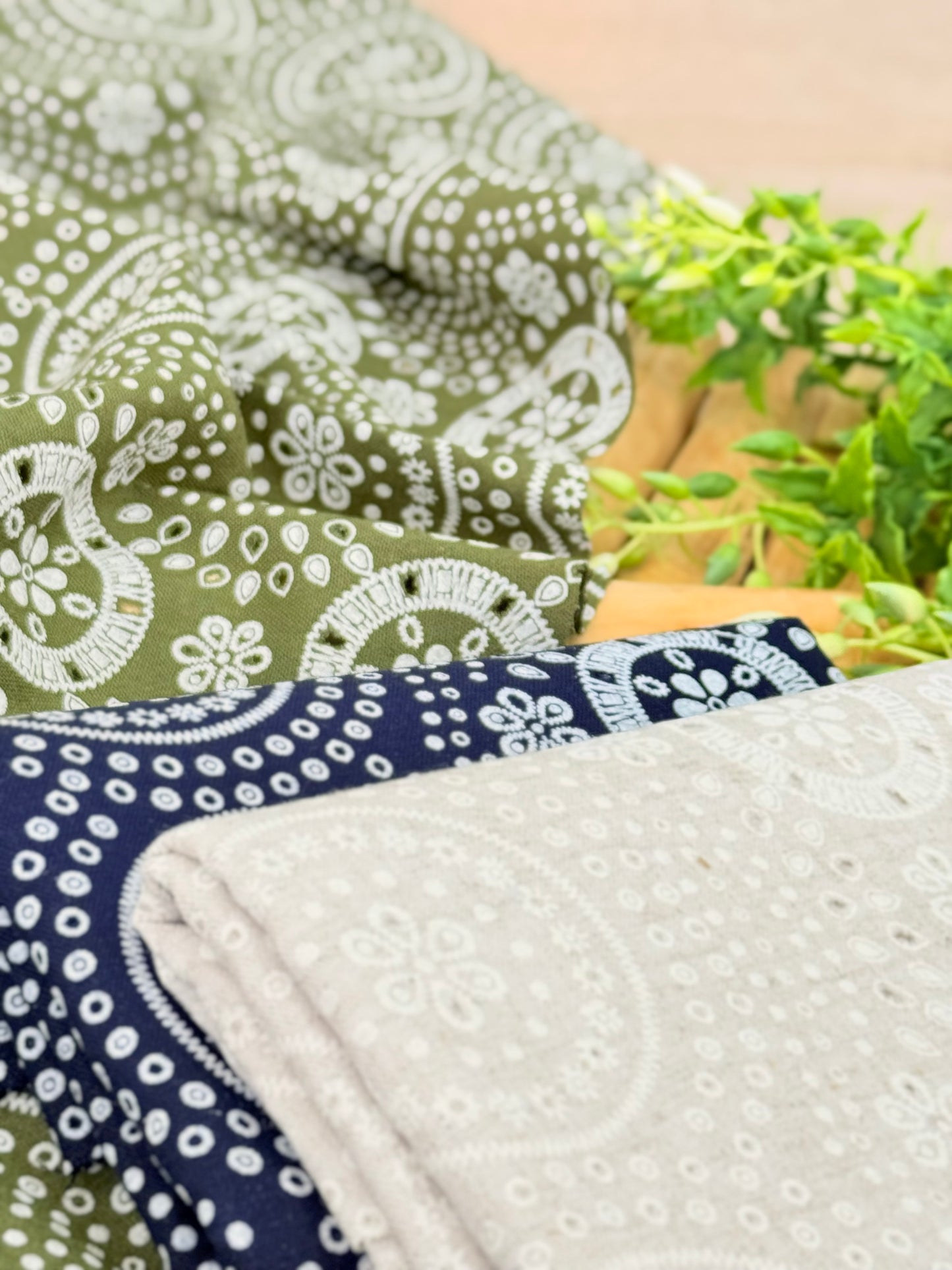 Holl Out Printed Linen 16