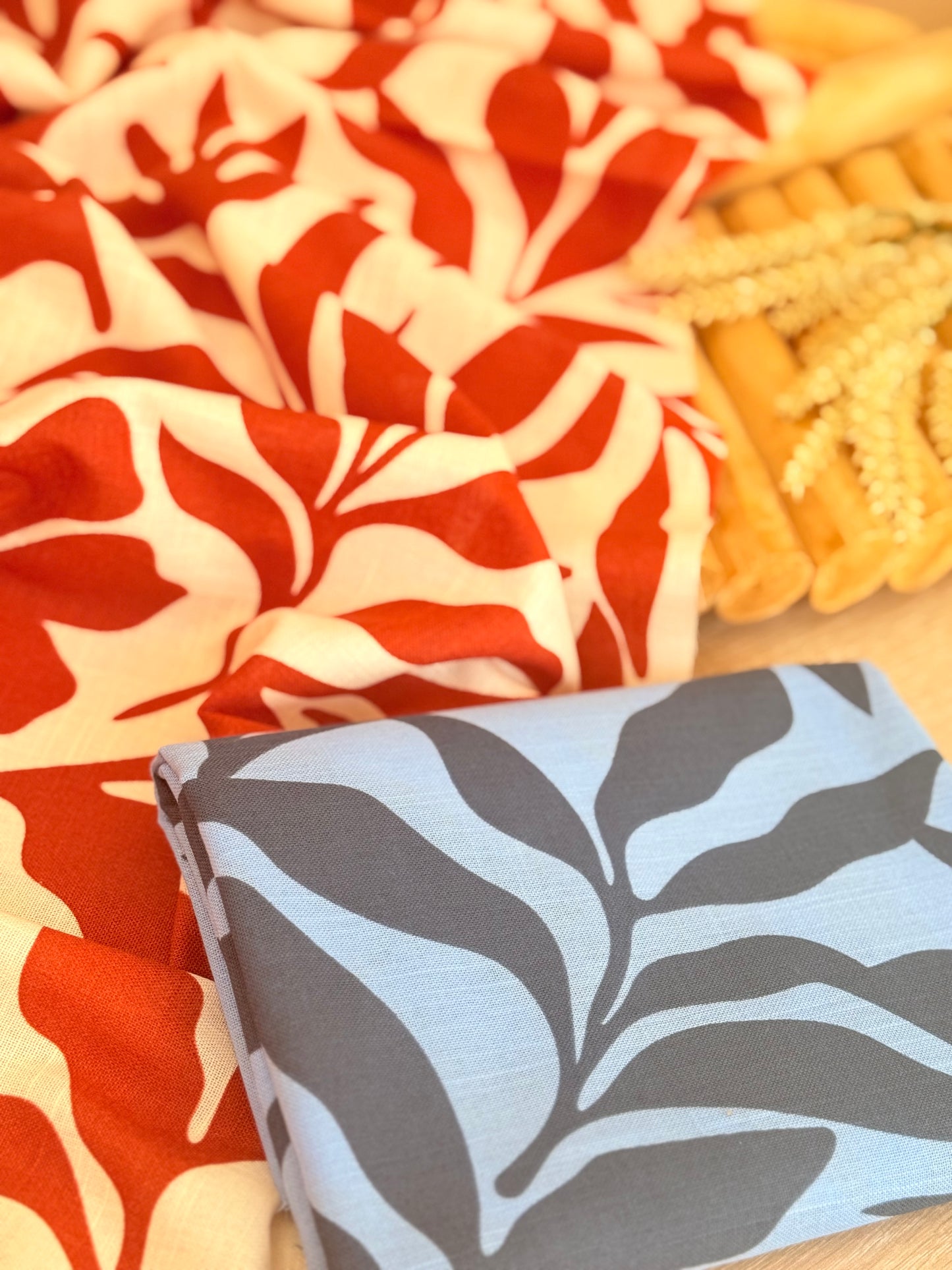 Printed Linen Tropical Silhouette