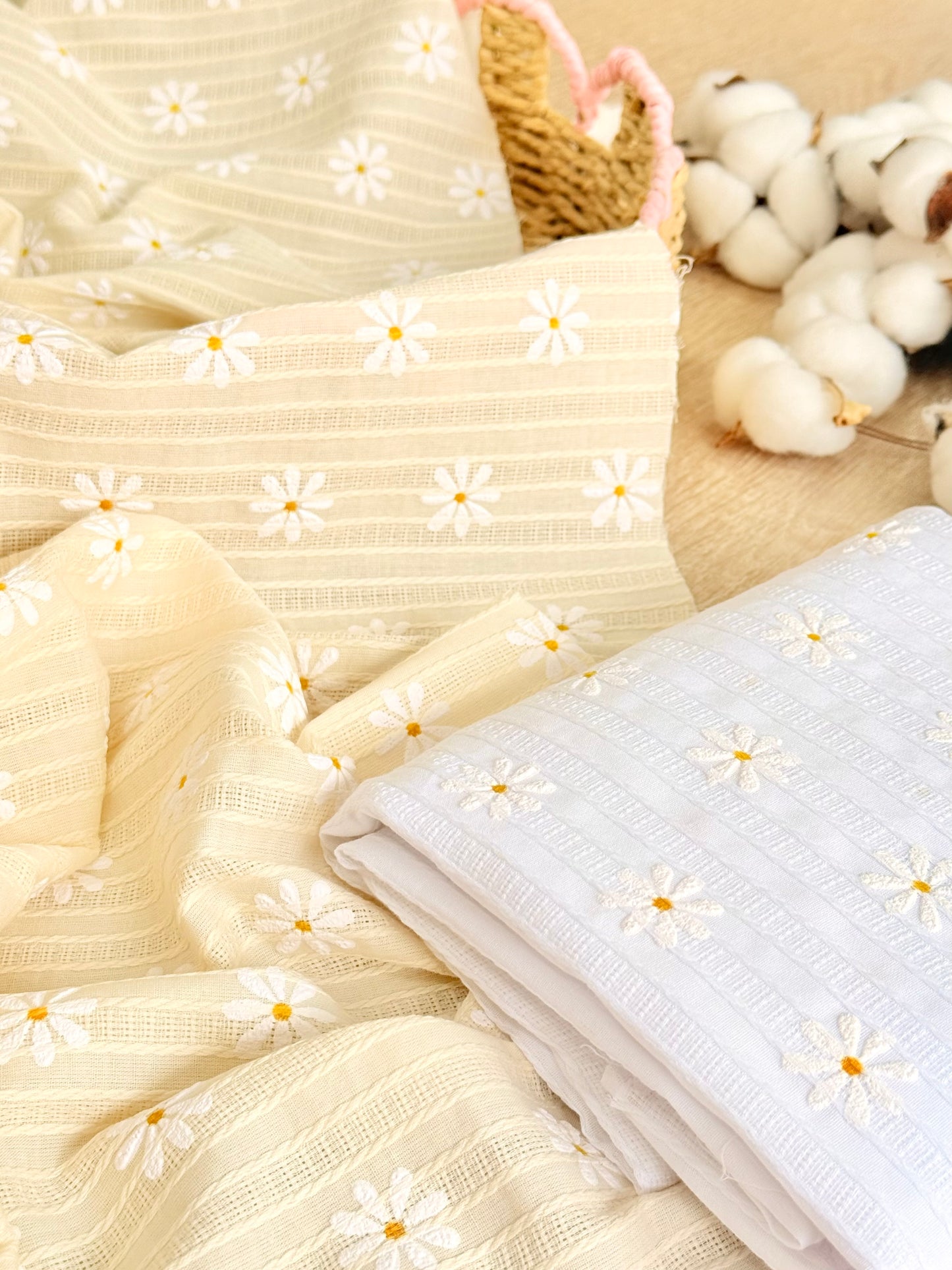 Embroidered Cotton Daisy Fields