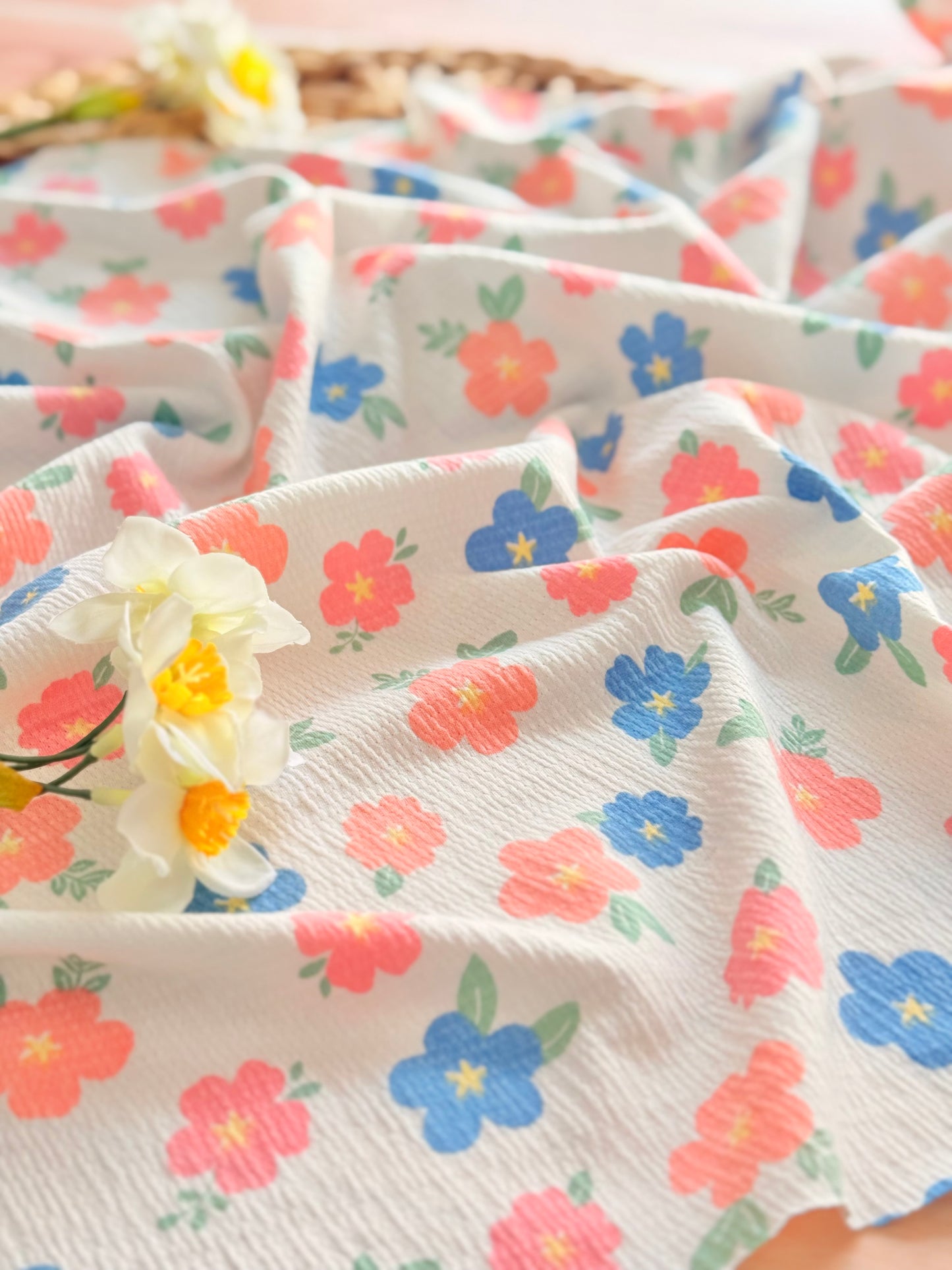 Knitted Seersucker Blooming Whispers