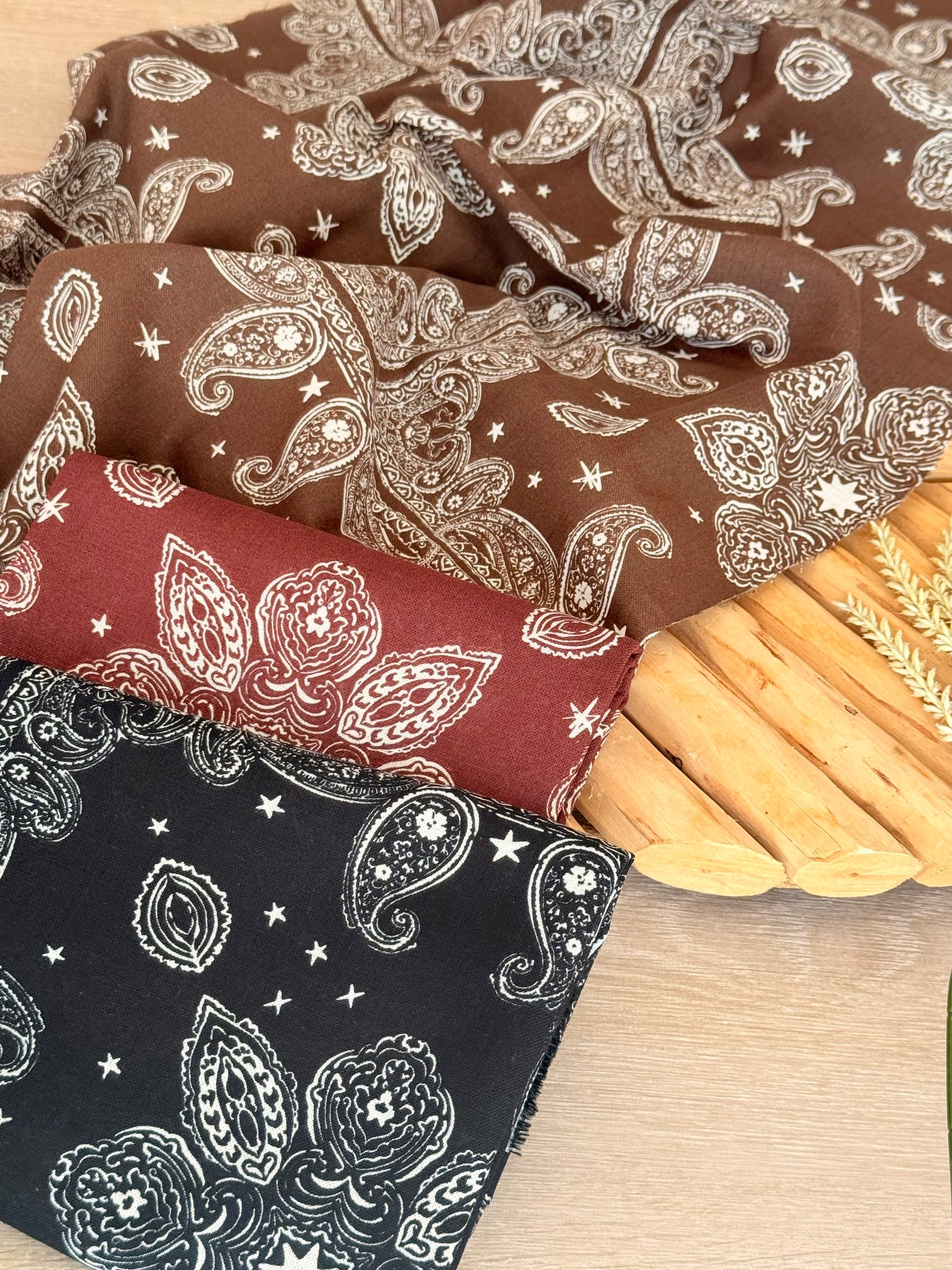 Printed Linen Desert Paisley