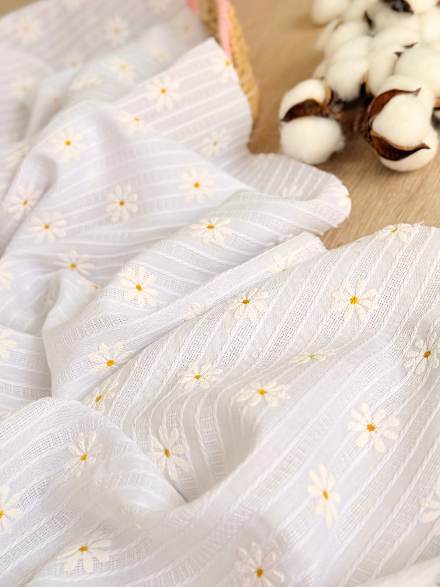 Embroidered Cotton Daisy Fields