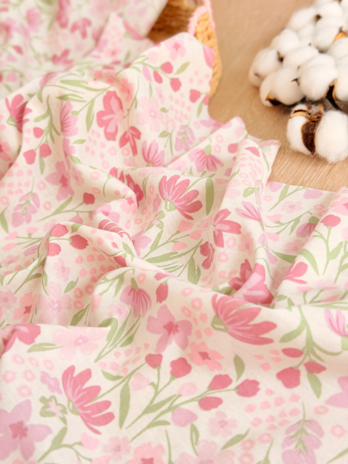 Interlock Blossom Breeze