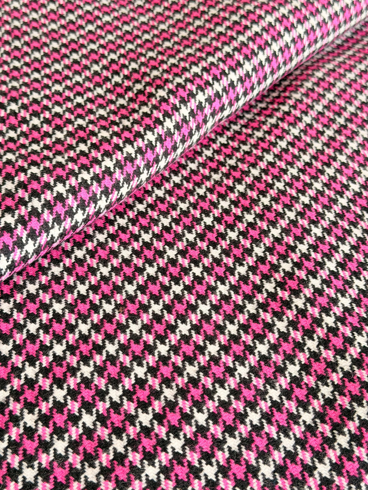 Paño de Lana Pink Houndstooth