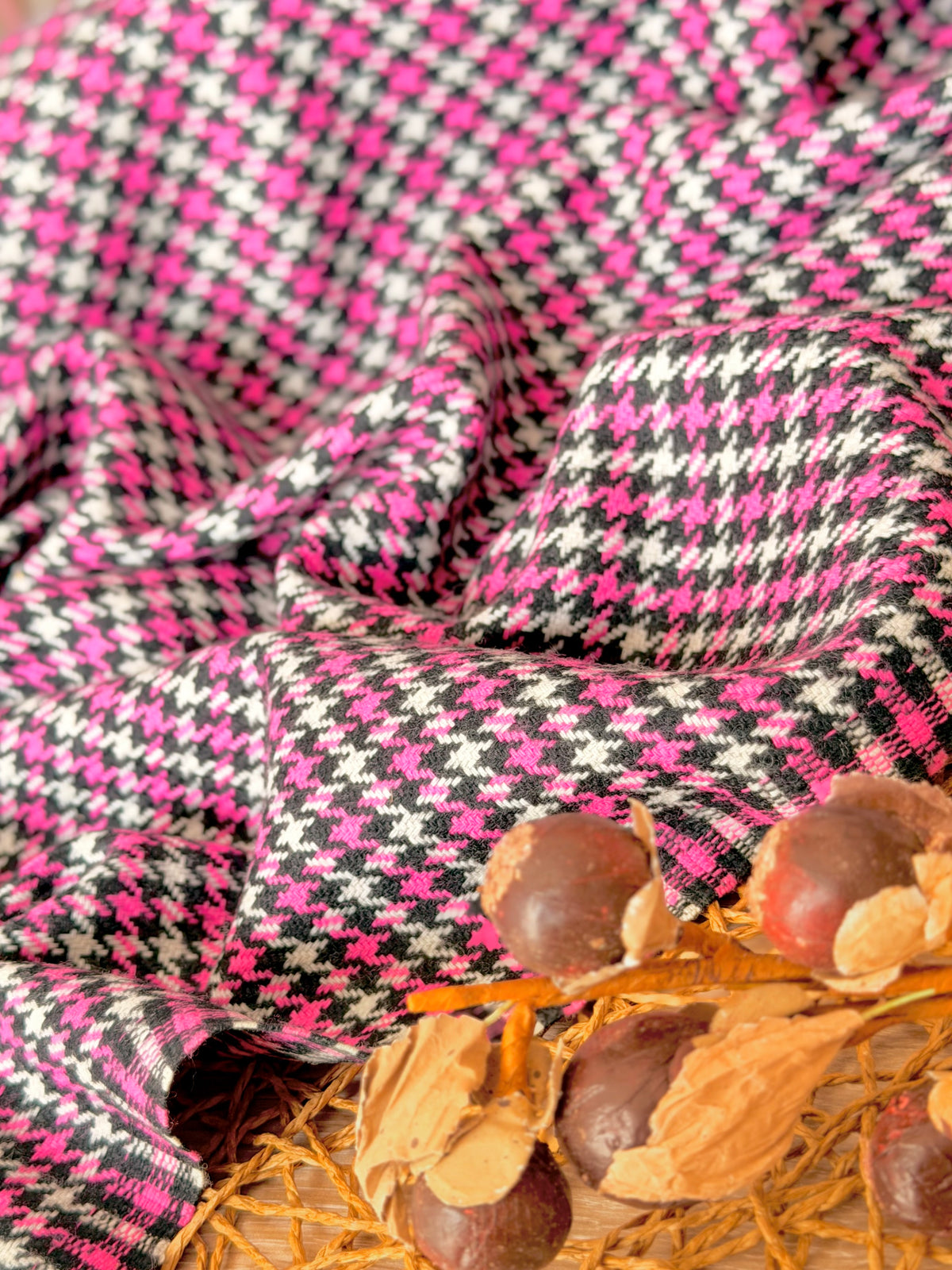 Paño de Lana Pink Houndstooth