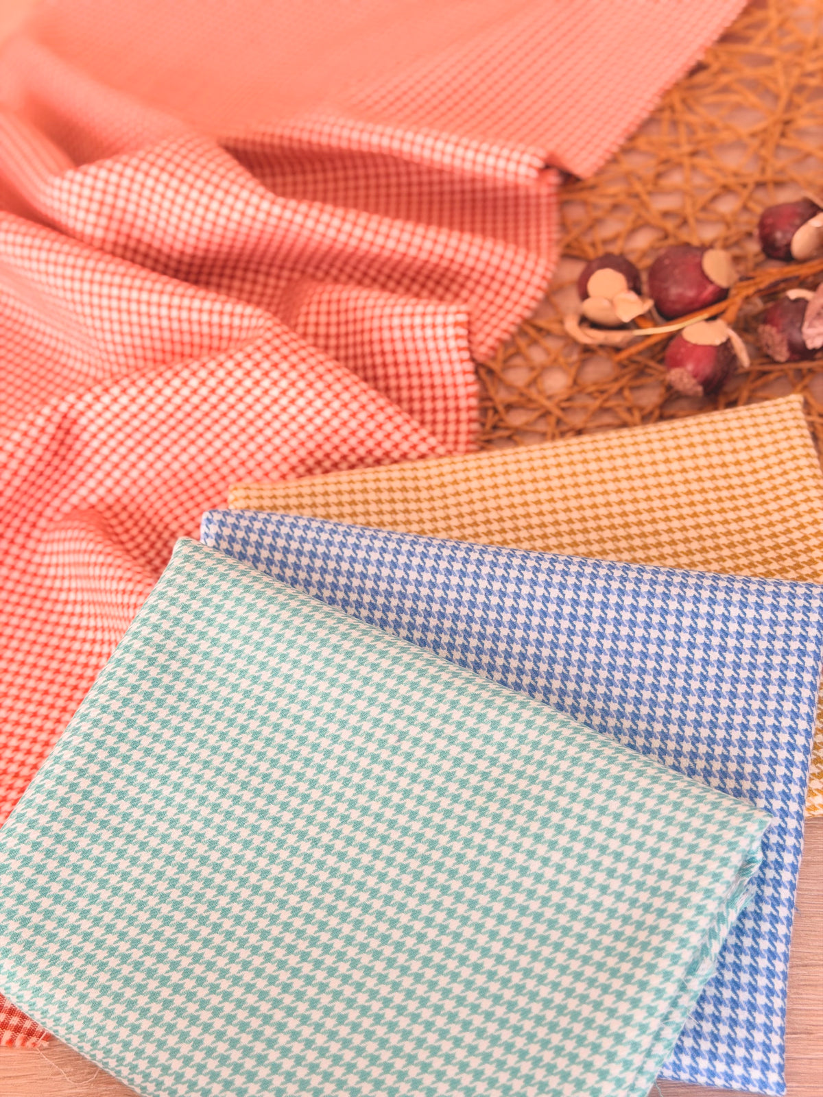 Lana Colorful Houndstooth