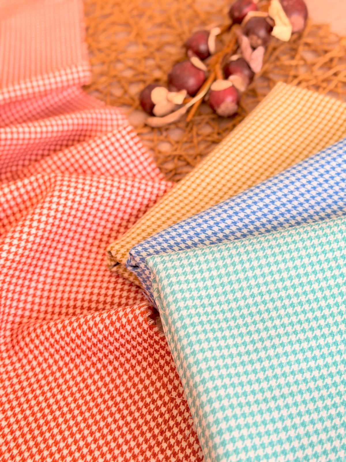 Lana Colorful Houndstooth