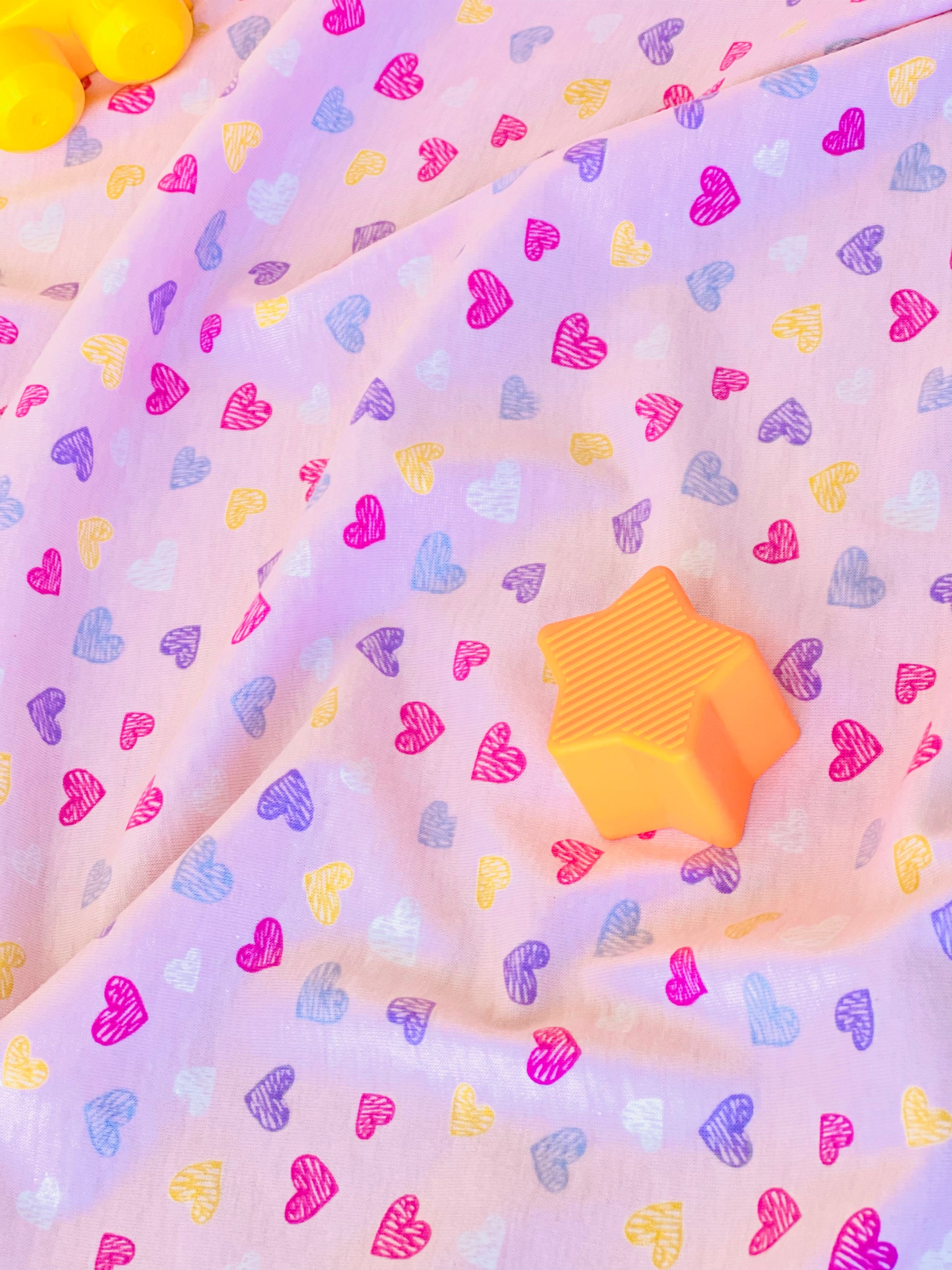 Interlock Colorful Hearts – Confecciones Tere Arellano