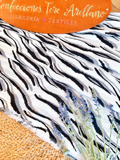 Printed Linen Wild Zebra