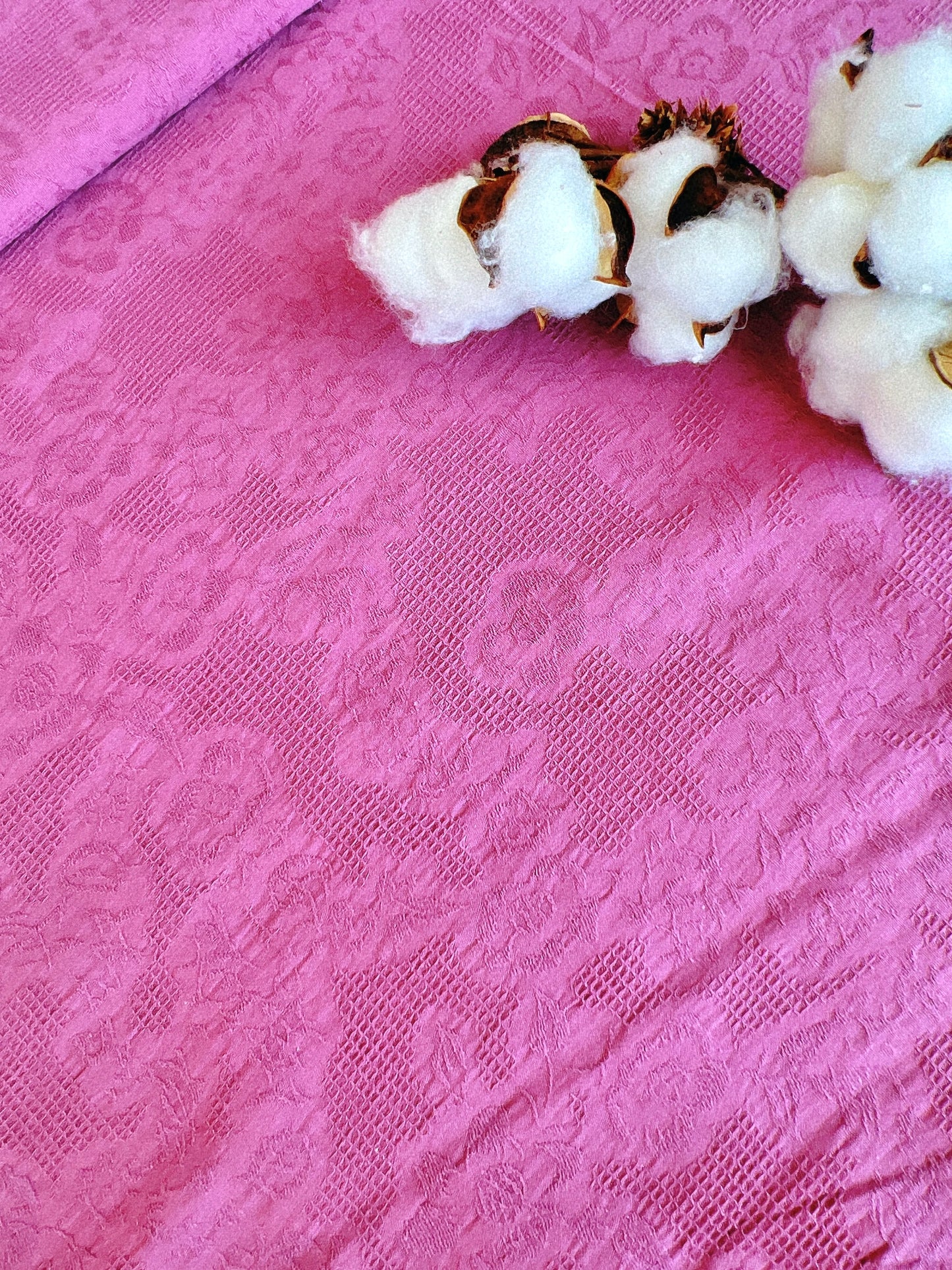 Embroidered Cotton Roseta