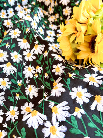 Embroidered Linen Daisies